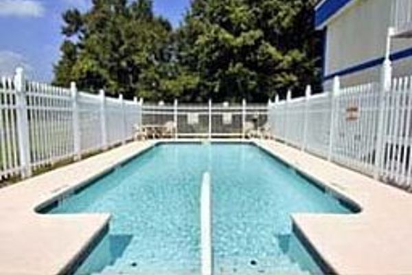 Hotel TRAVELODGE LAKE PARK VALDOSTA (Lake Park)